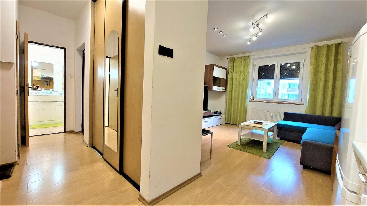 "Like A Home" Apartment 布拉迪斯拉发 外观 照片